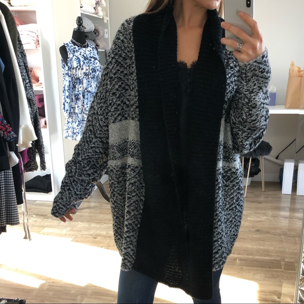 John + Jenn Chunky Knit Cardigan